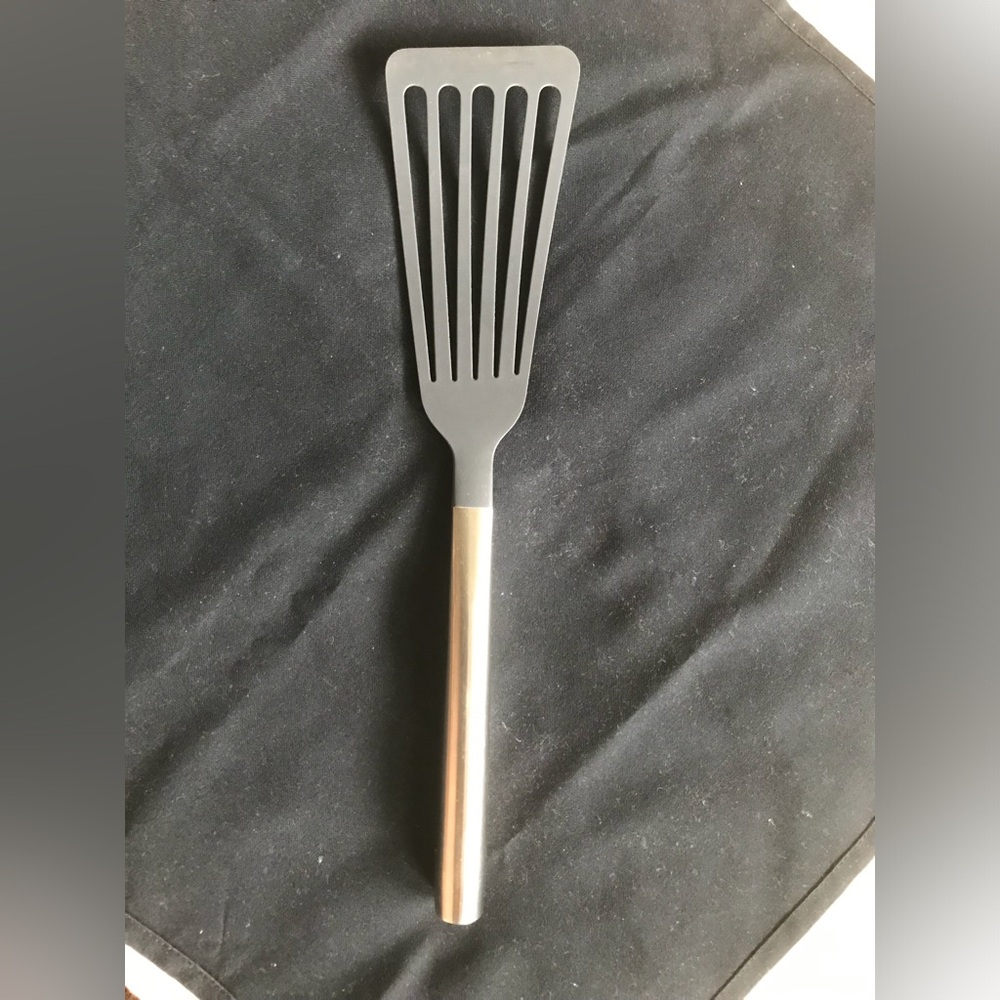 Williams-Sonoma  Nylon Slotted Turner